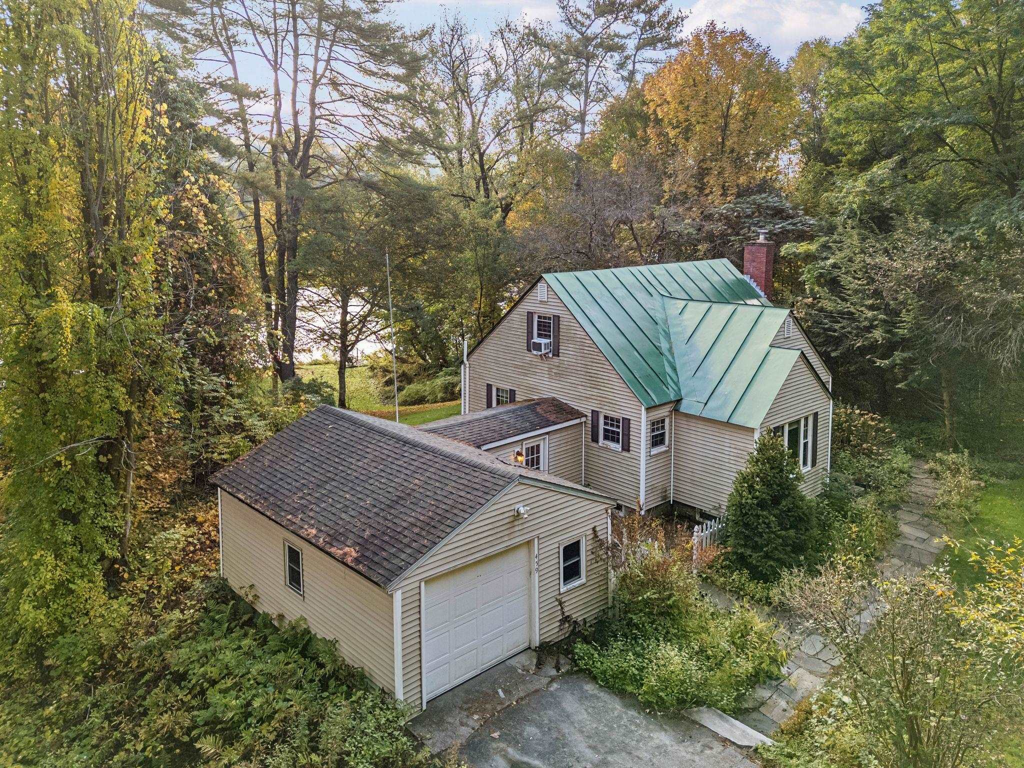 459 Route 5 South — photo