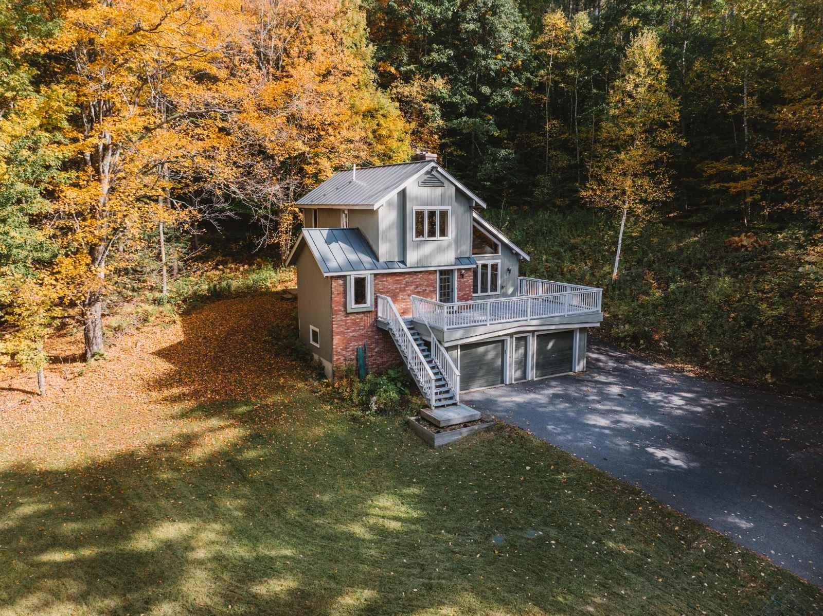 11 Eastman Hill Road — photo