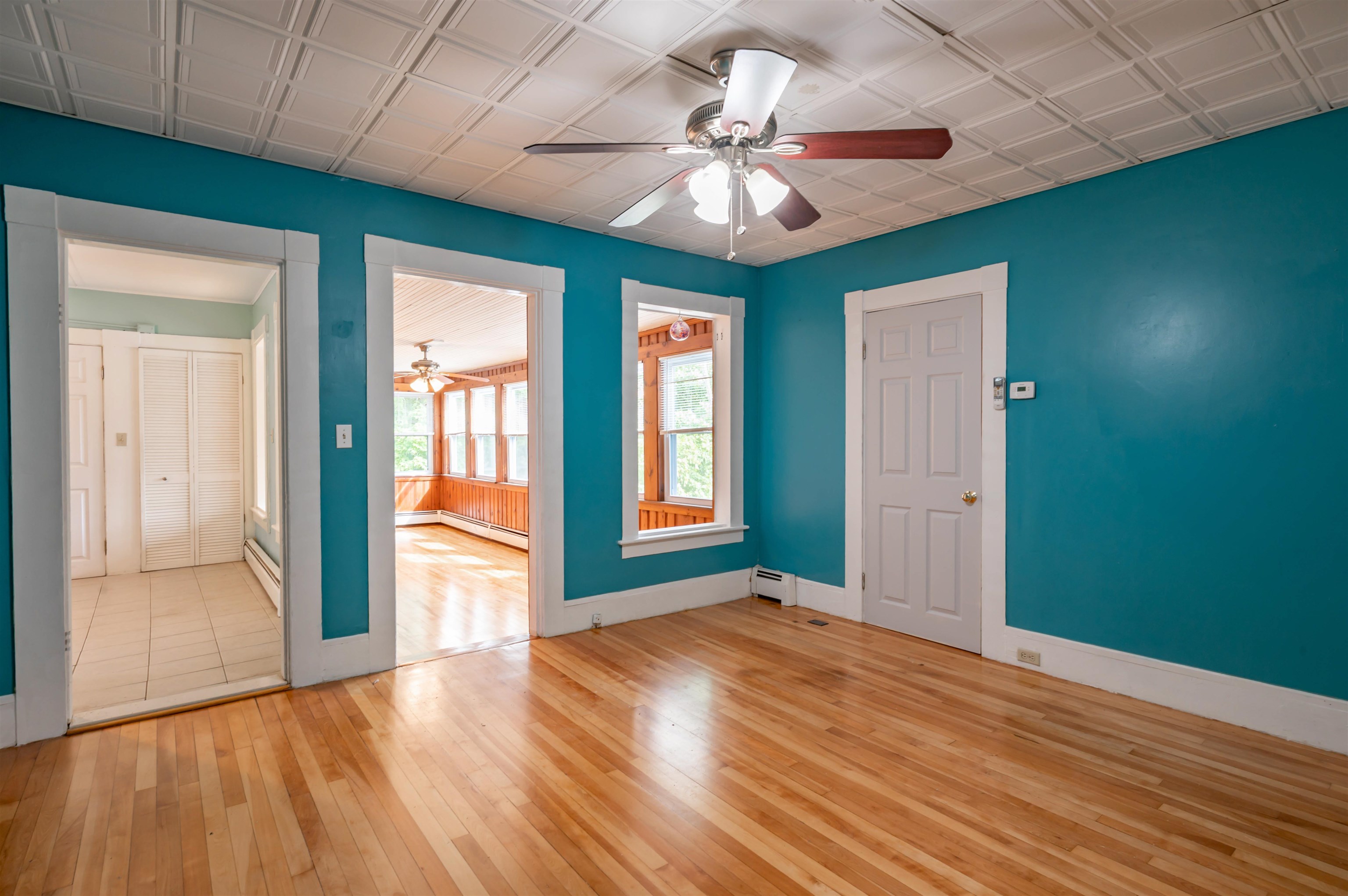 96 E Broadway, Derry, NH 03038 — photo 2