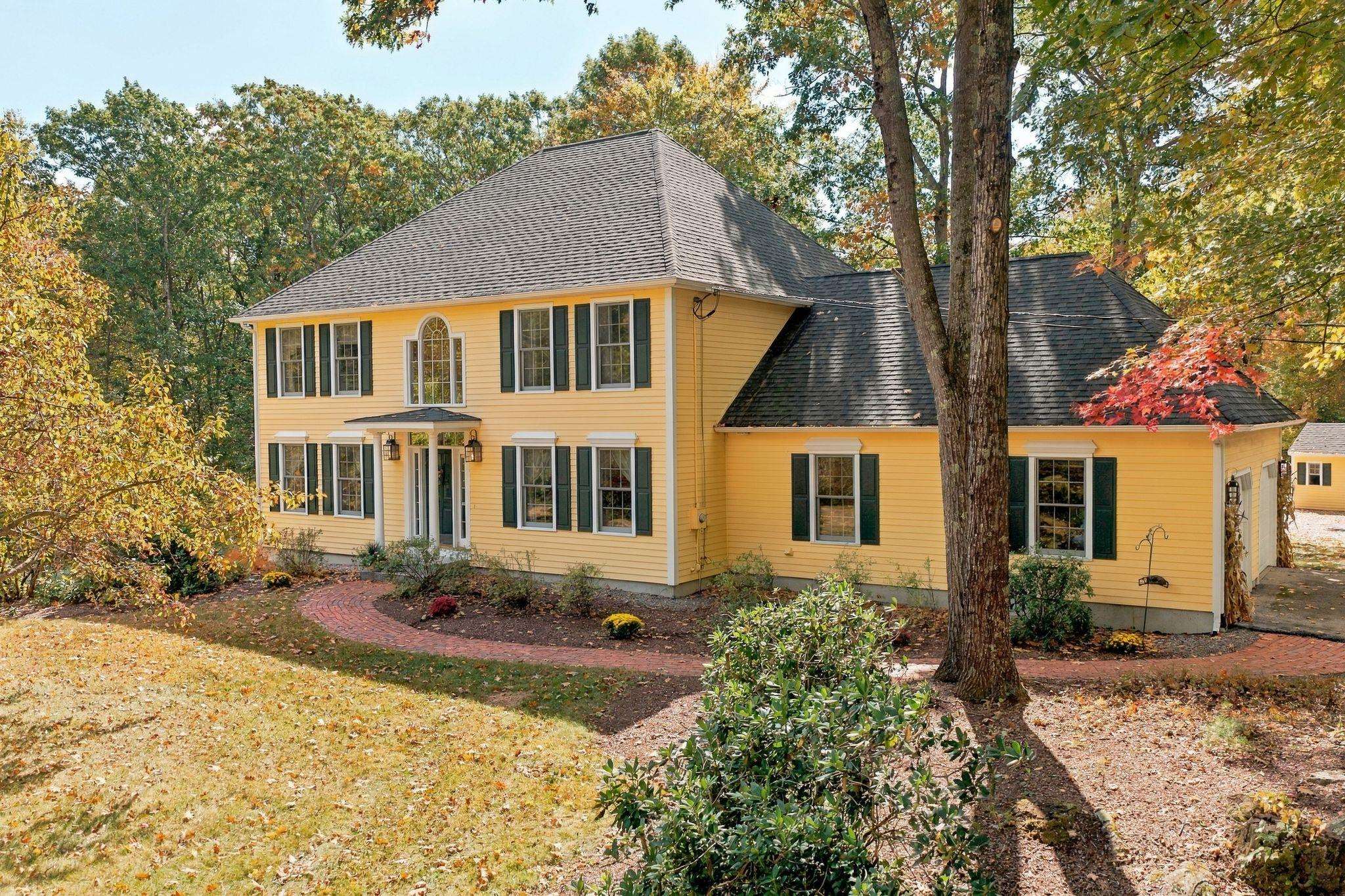 122 Grandview Drive — photo