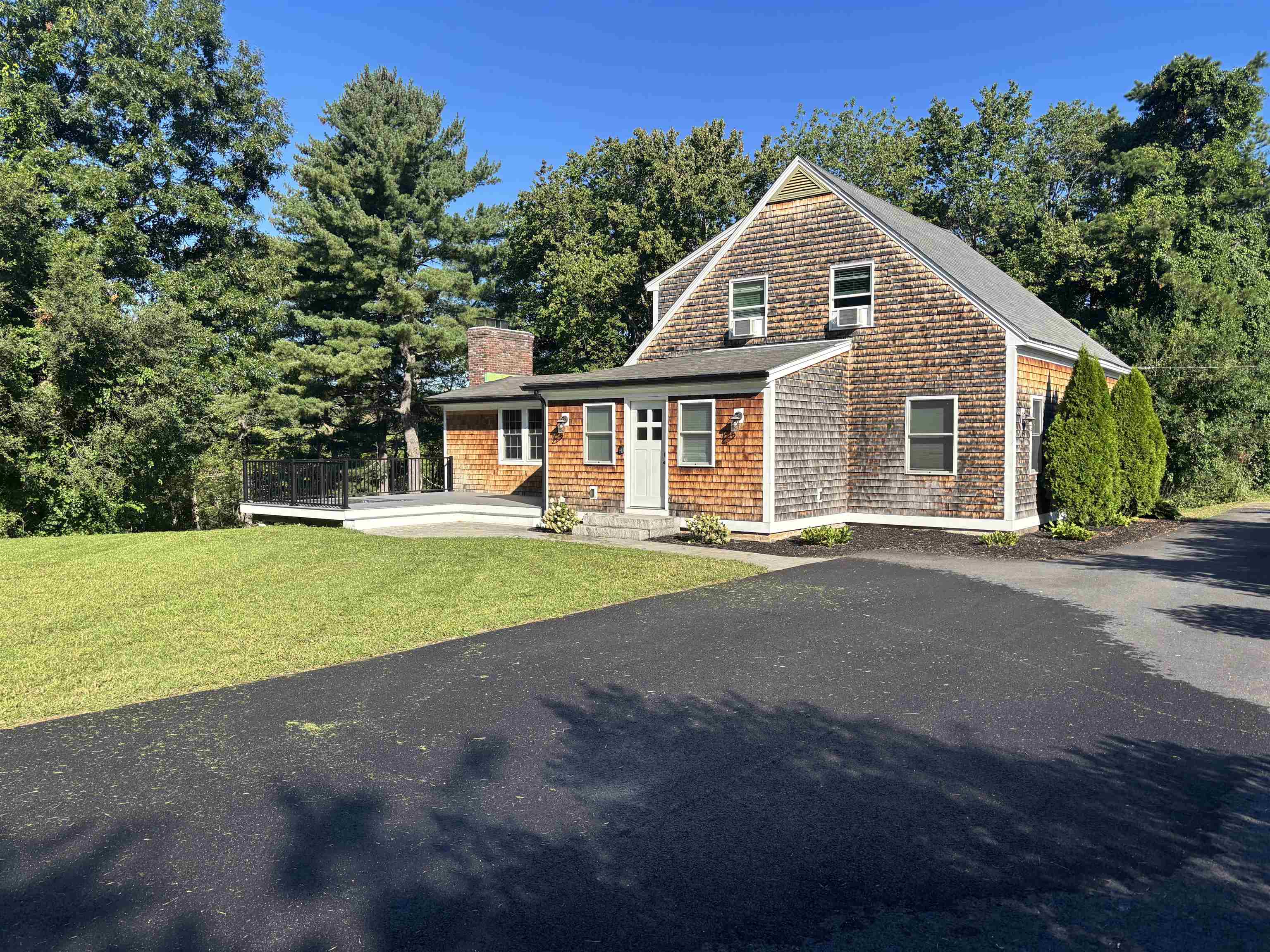 106 Joseph Street — photo