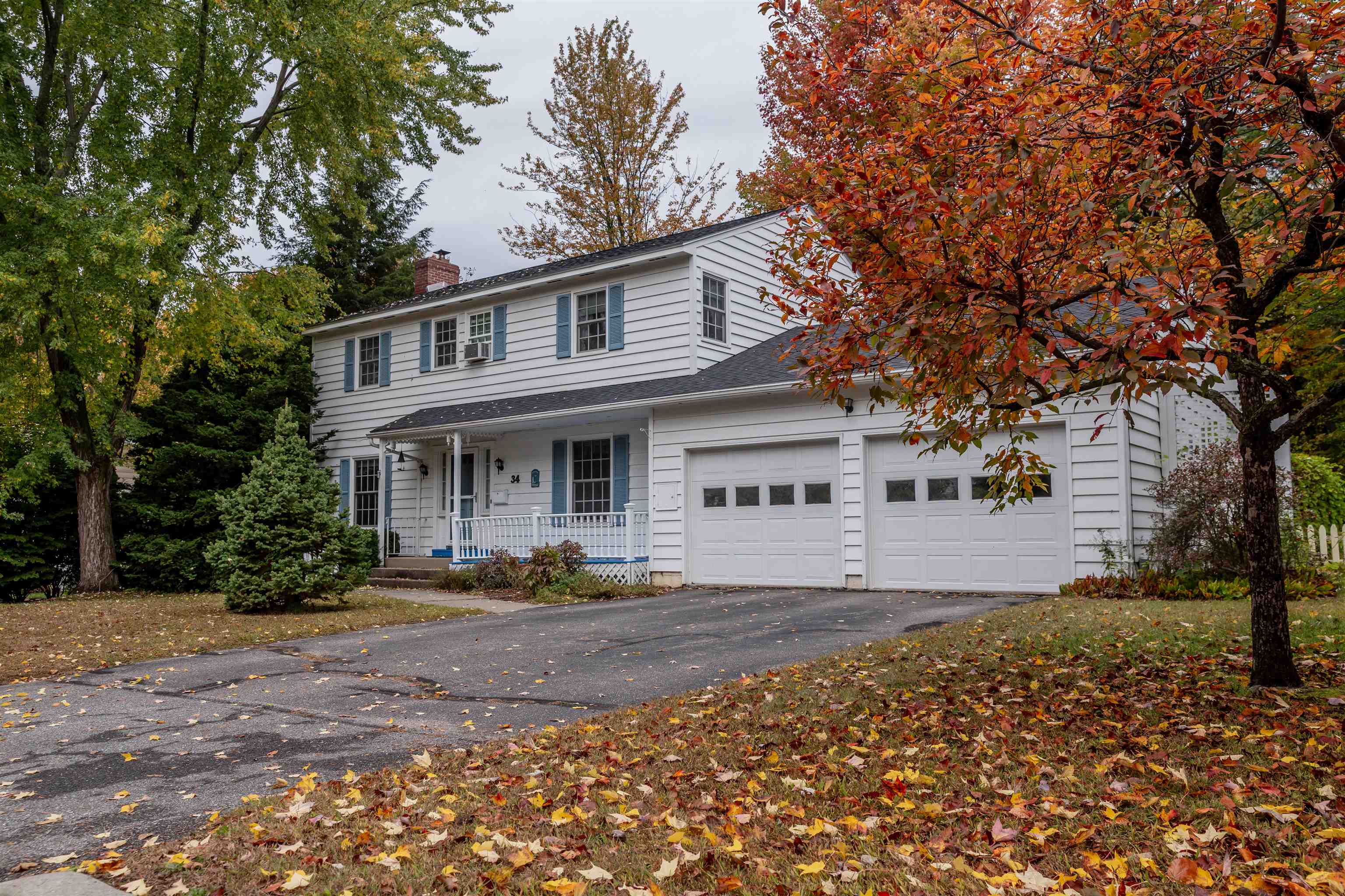 34 Imperial Drive — photo