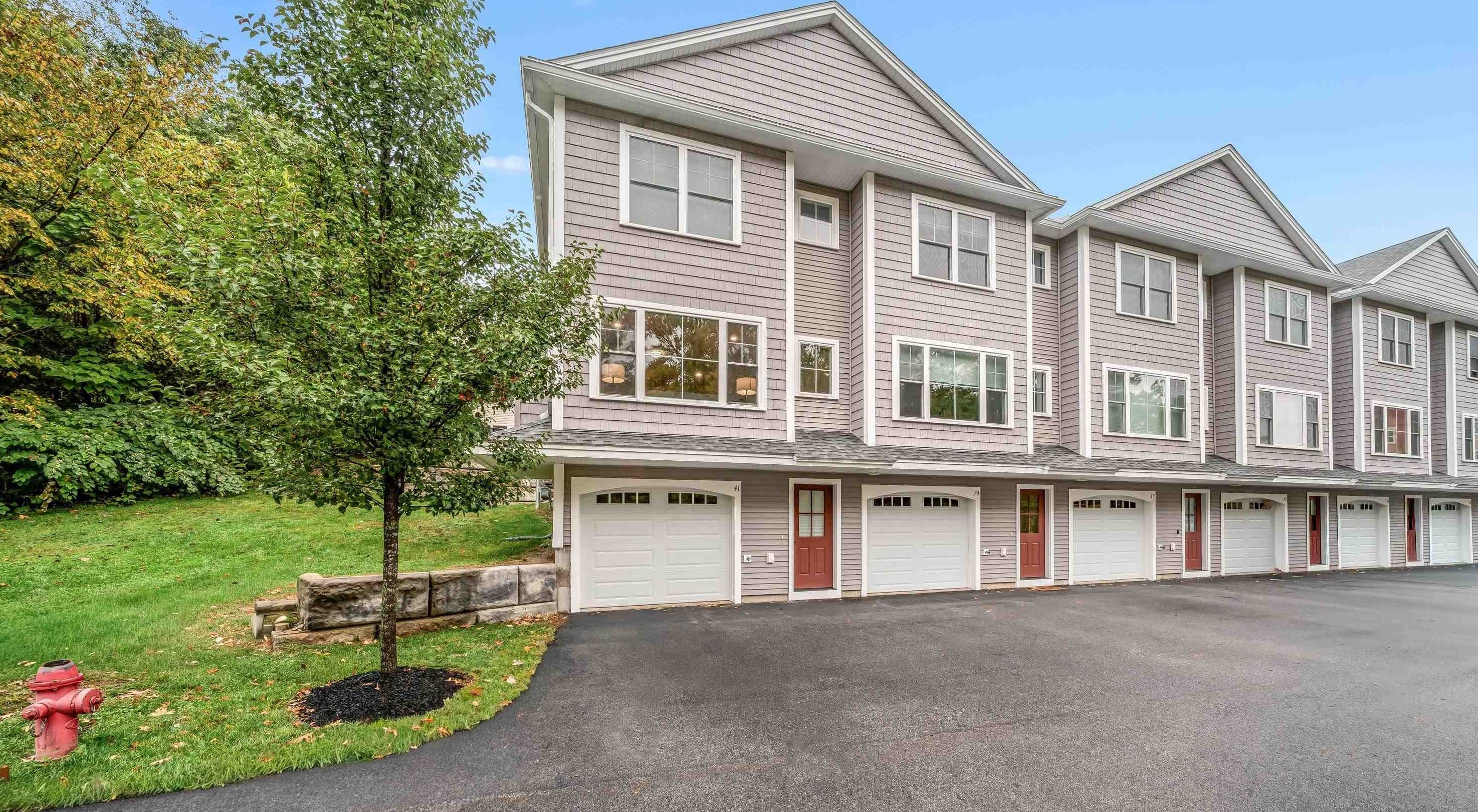 41 Fownes Mill Court Unit 10 — photo