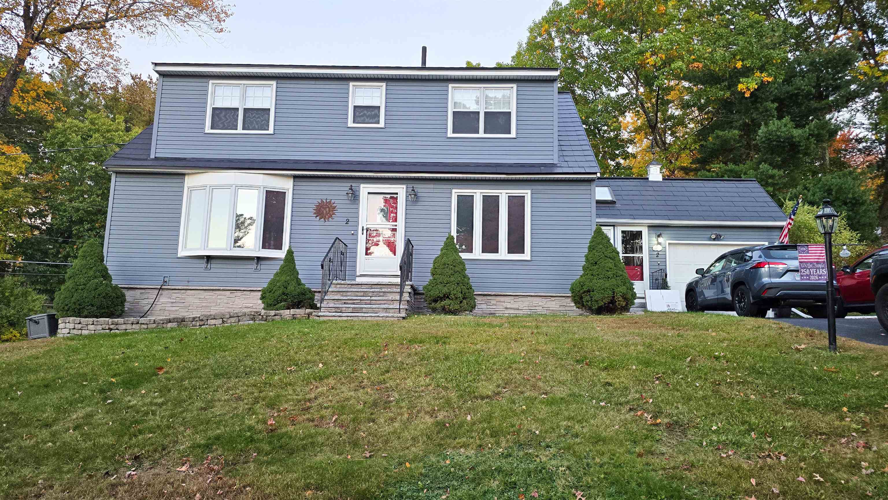 2 Oakdale Avenue — photo