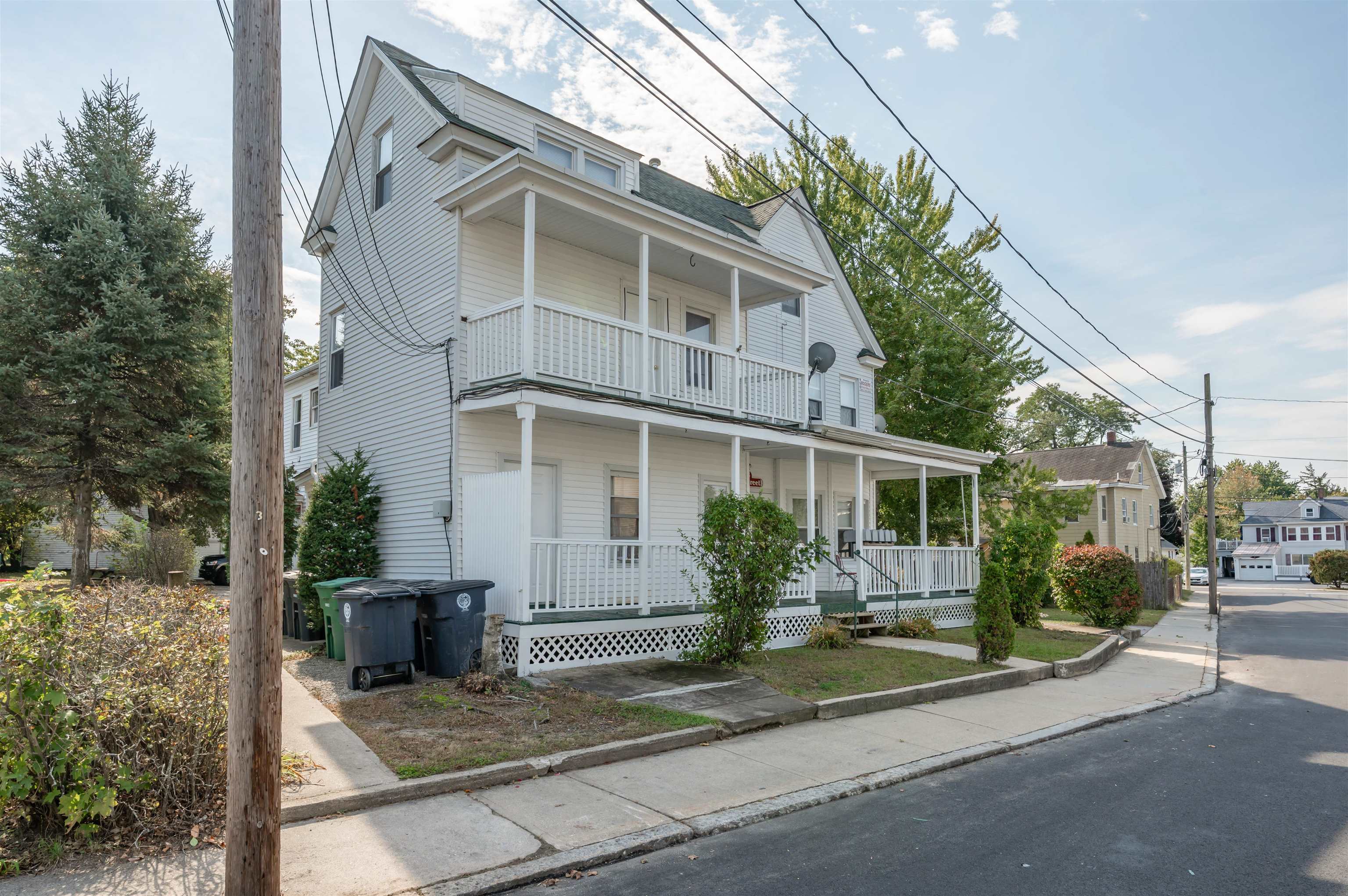 33 Brook Street — photo