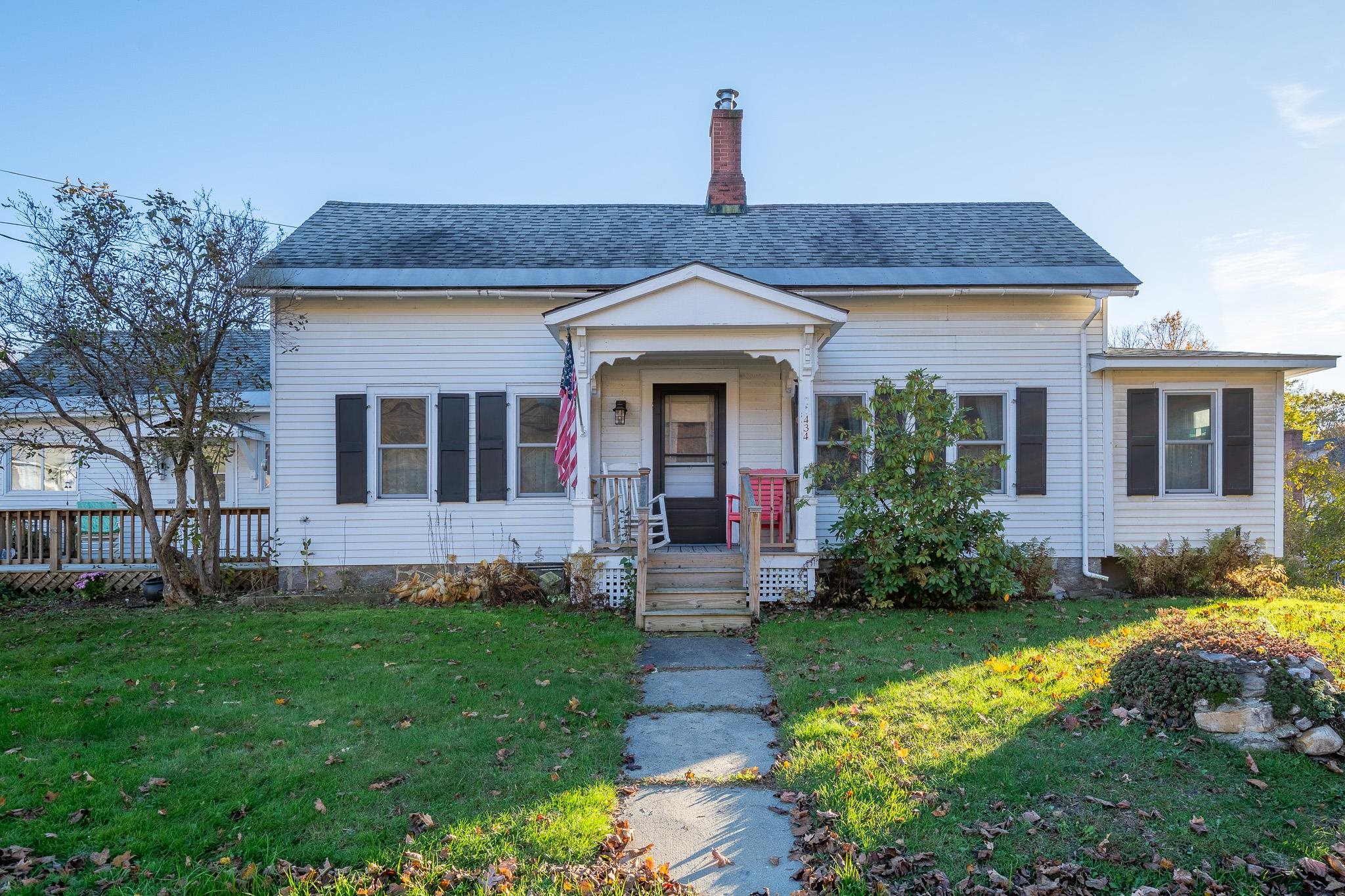 434 East Main Street — photo