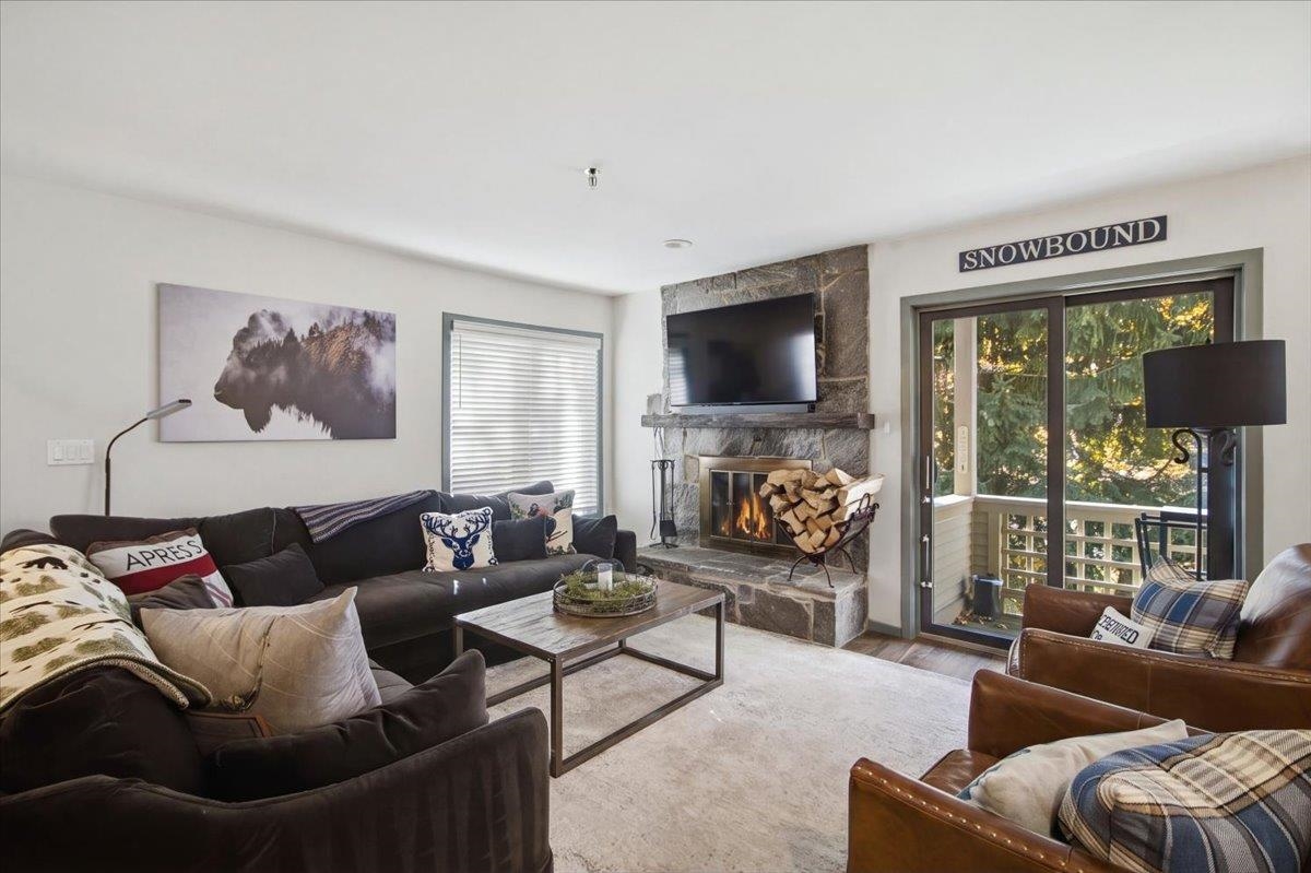 49 High Point Drive — photo