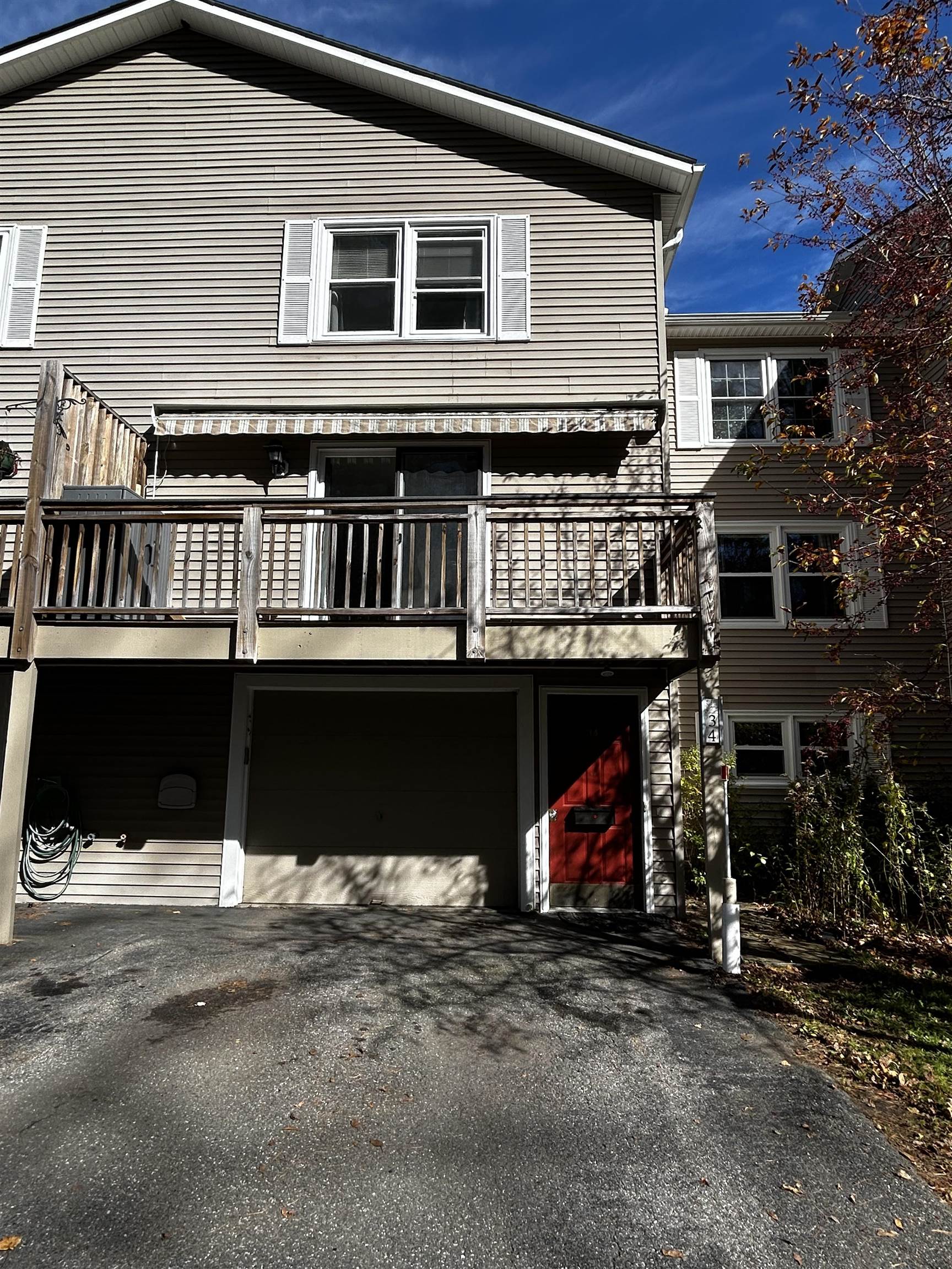 20 Gates Road — photo