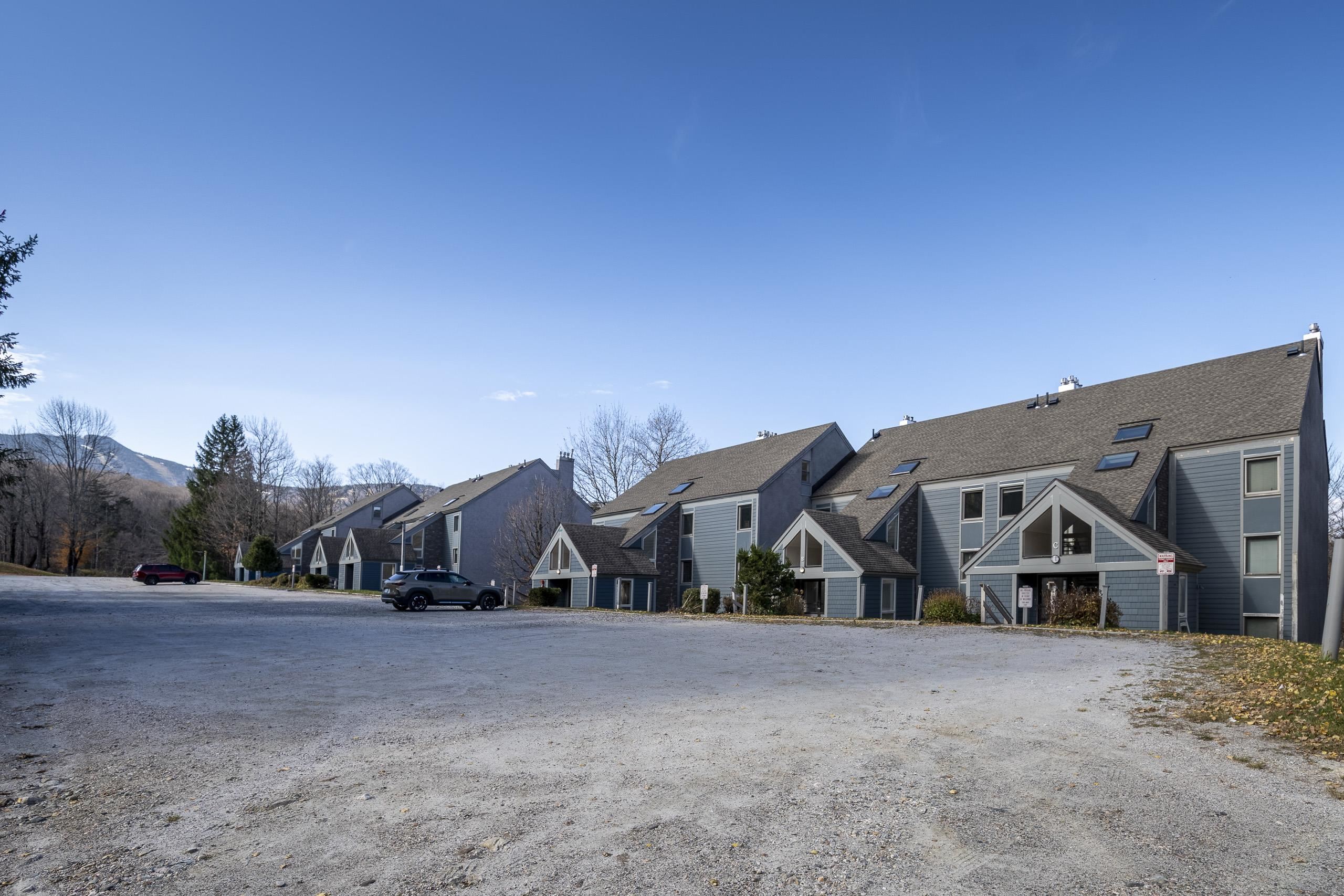 697 East Mountain Road, Killington, VT 05751 — photo 3