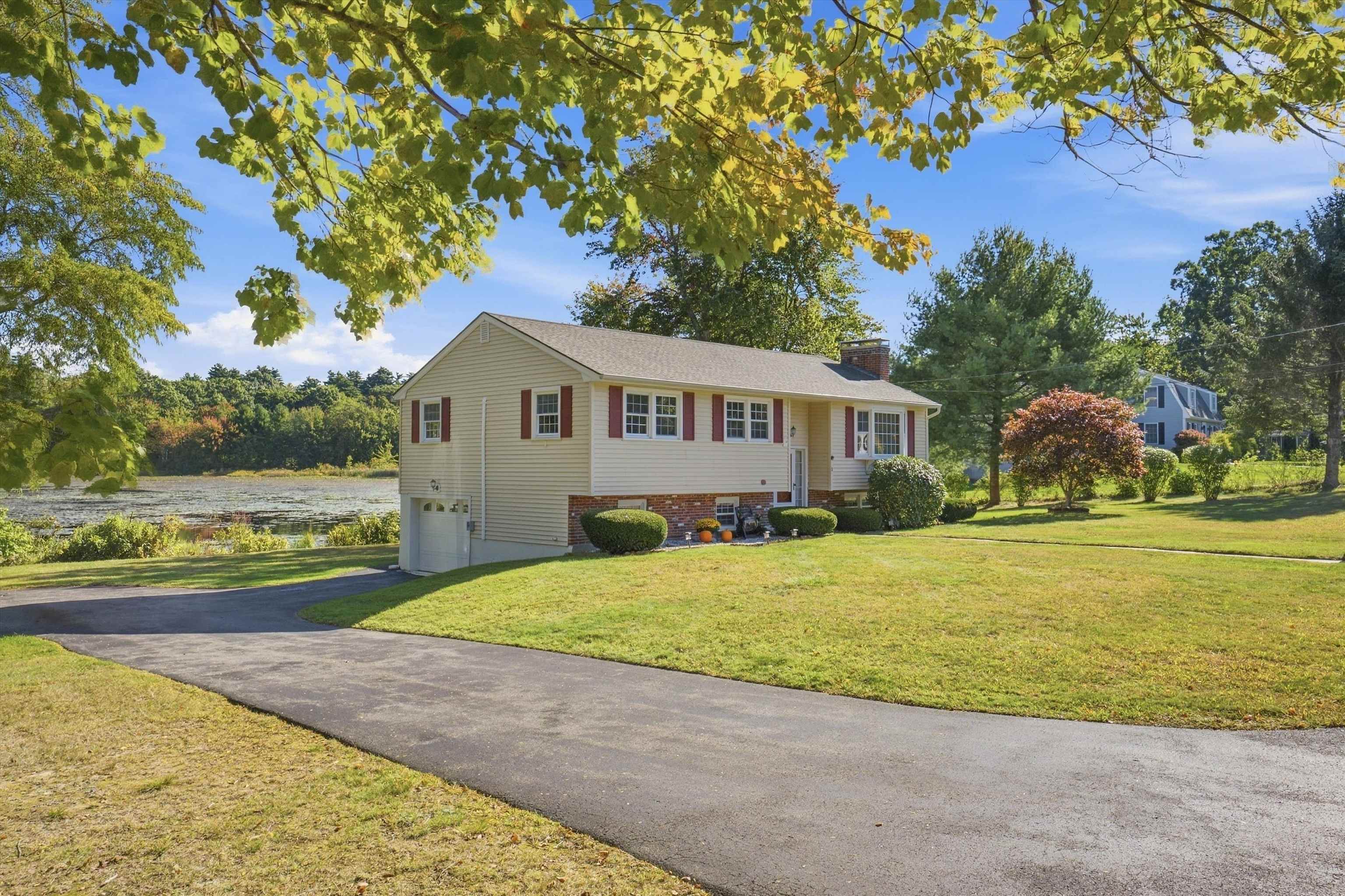 3 Martha Drive — photo
