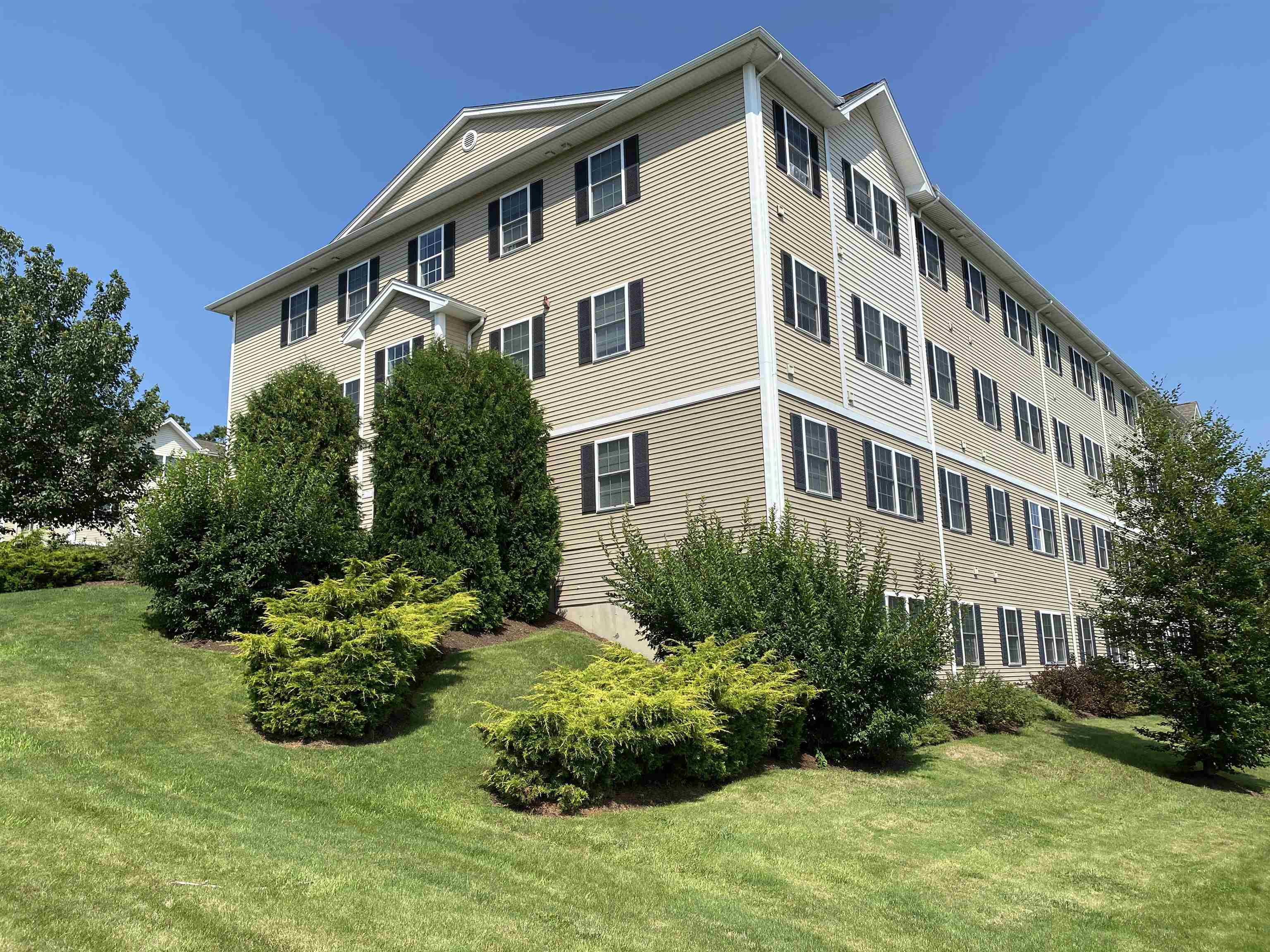 80 Sentinel Court — photo