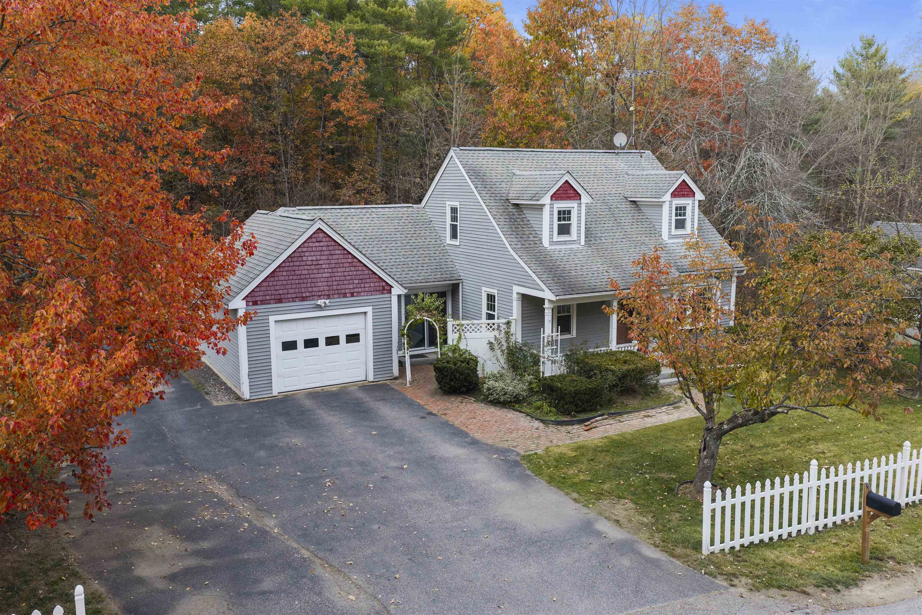 15 Gary Lane — photo