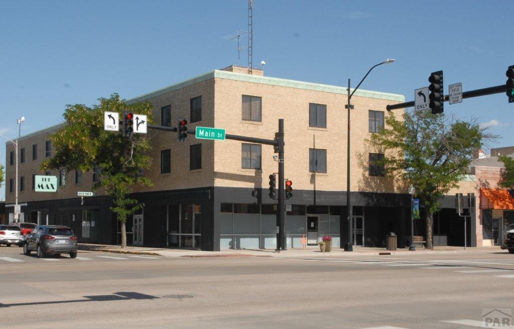 201 S Main St — photo