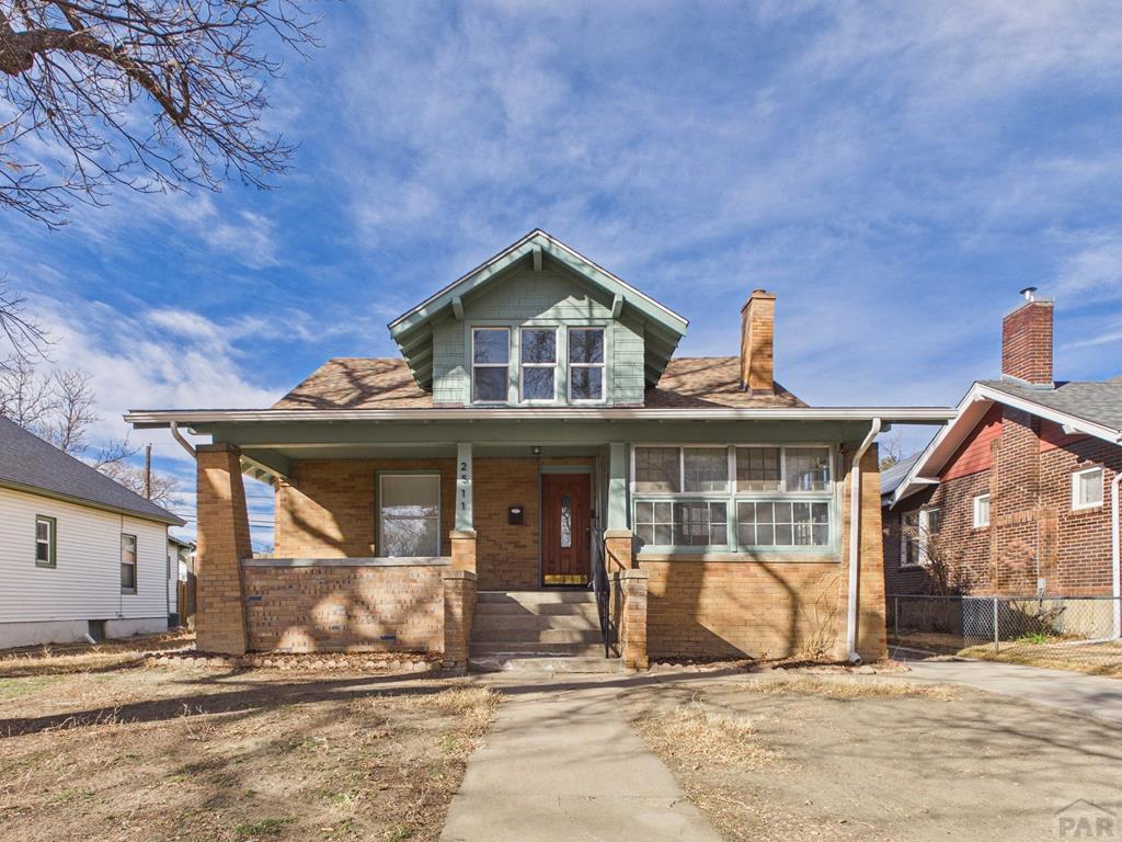 2511 N Greenwood St — photo