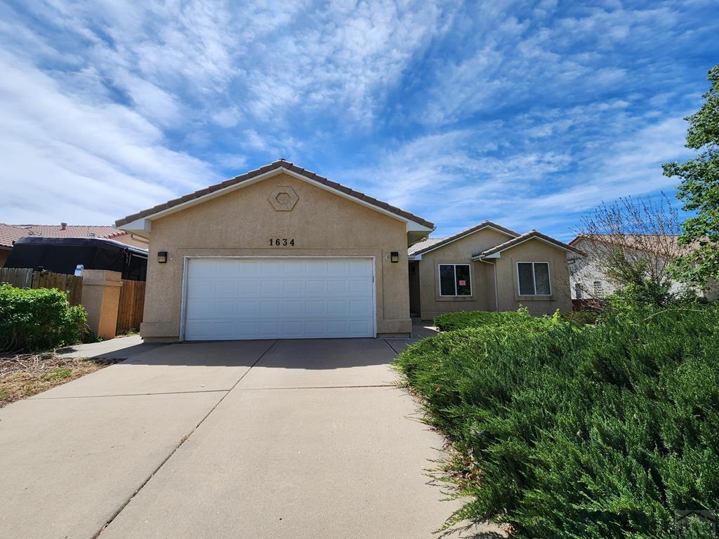1634 Weatherby Lane — photo