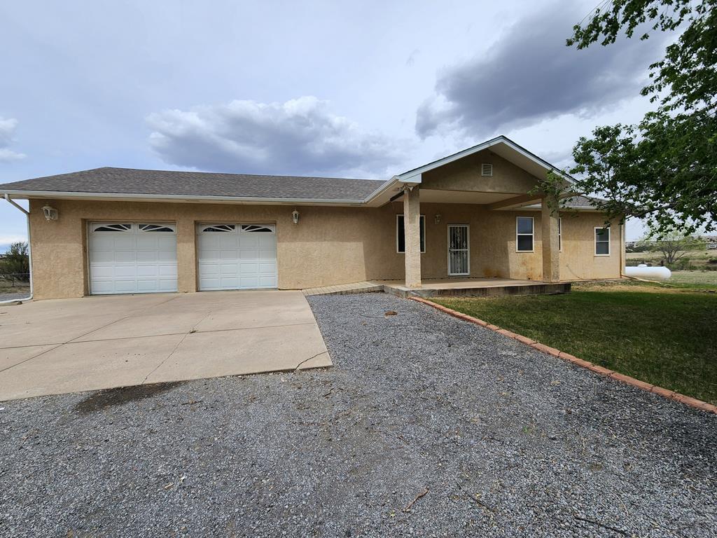 6055 Pine Bluff Dr — photo