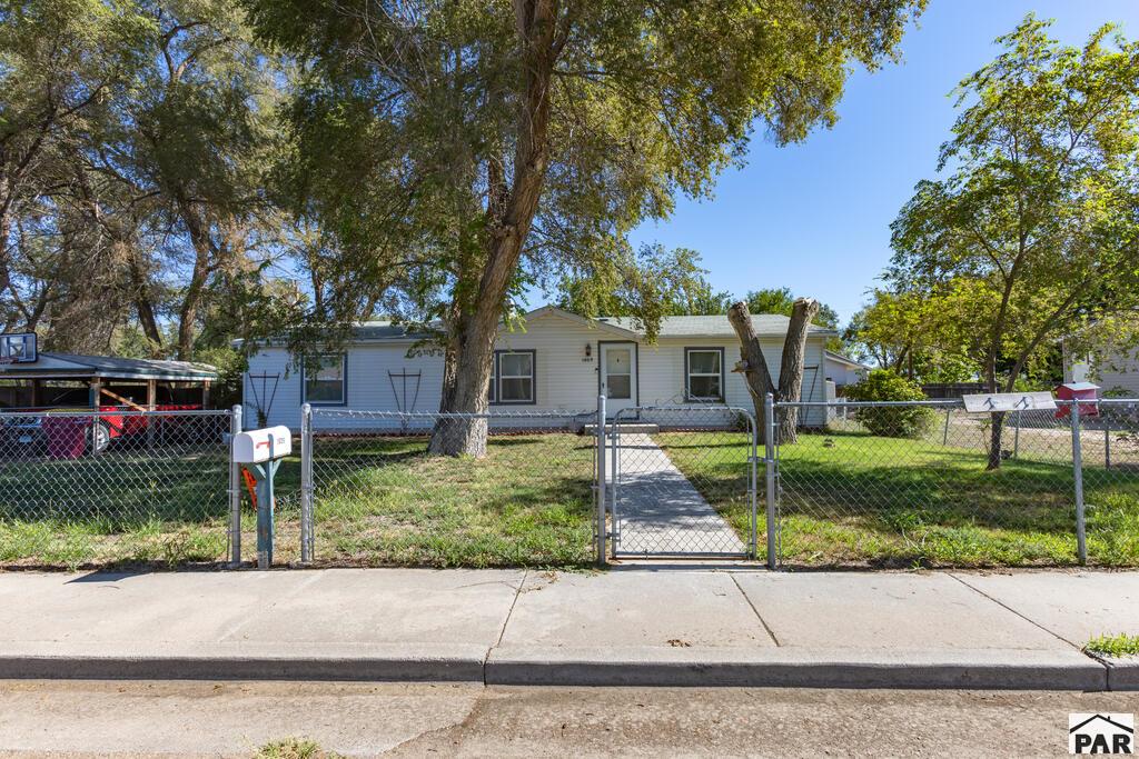 1609 Sycamore Ave — photo