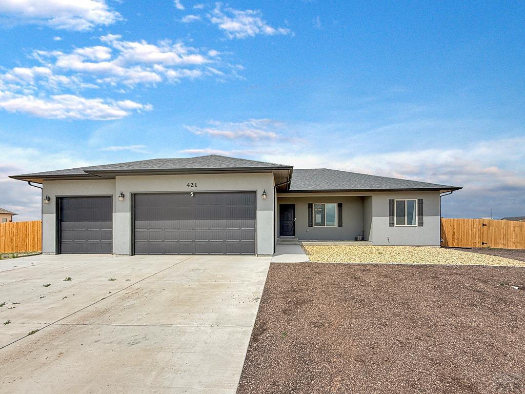 421 N Heather Dr. — photo