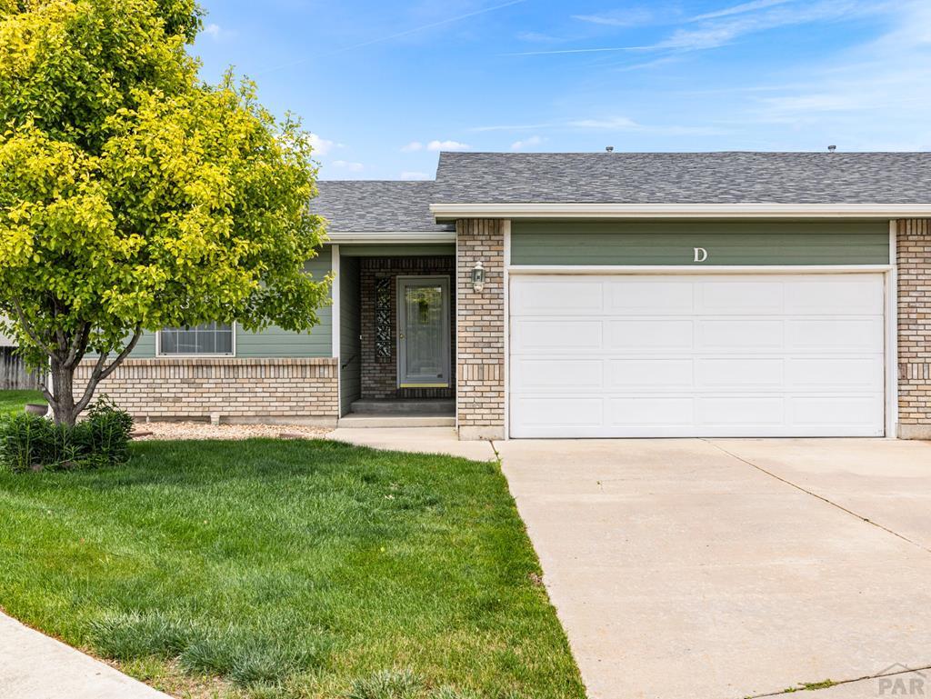 61 Sovereign Circle D — photo