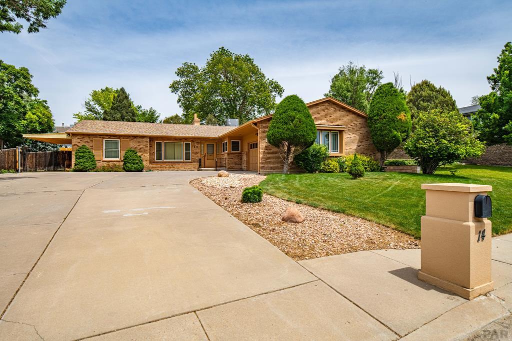 14 Oakbridge Dr — photo