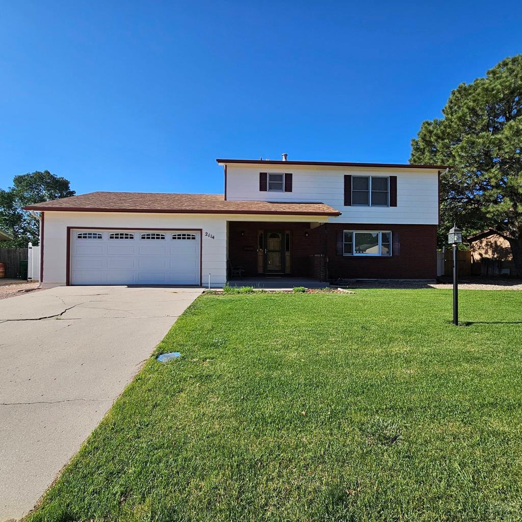 2114 Rangeview Dr — photo