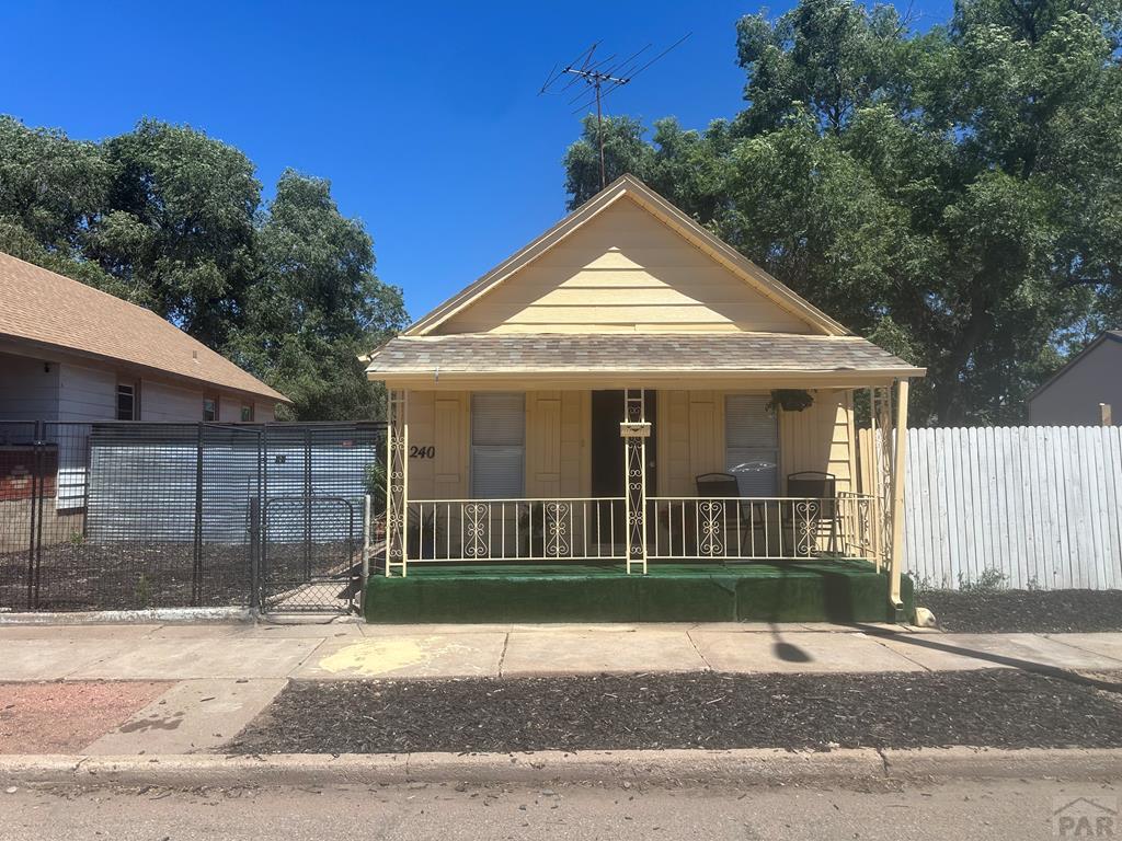 1240 Mahren Ave — photo