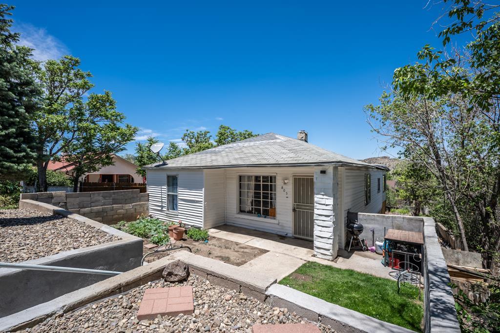805 W Jefferson St — photo