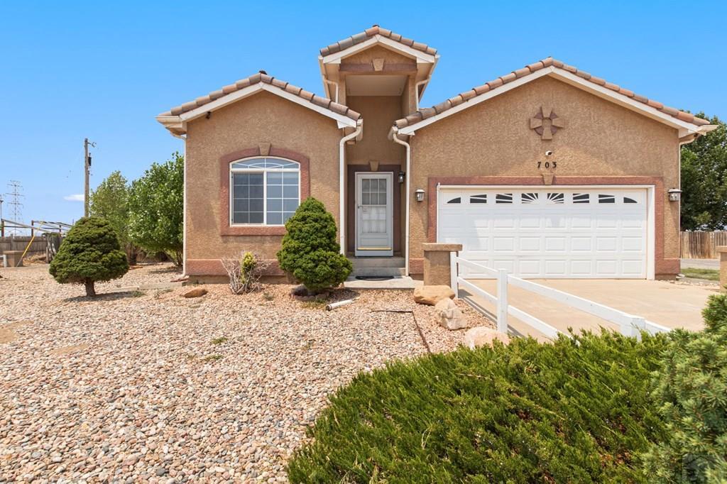 703 N Canvas Dr — photo