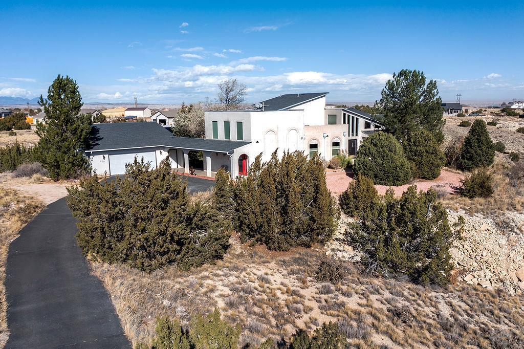 379 E Liberty Point Pl — photo