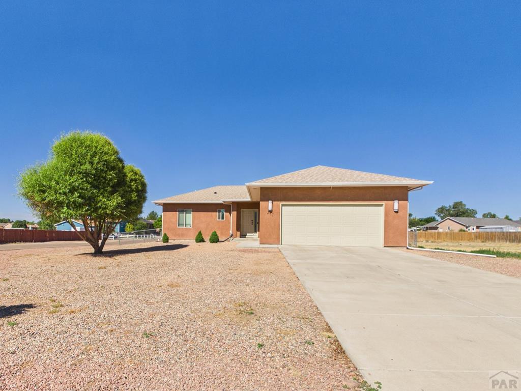 231 S Wiggins Dr — photo