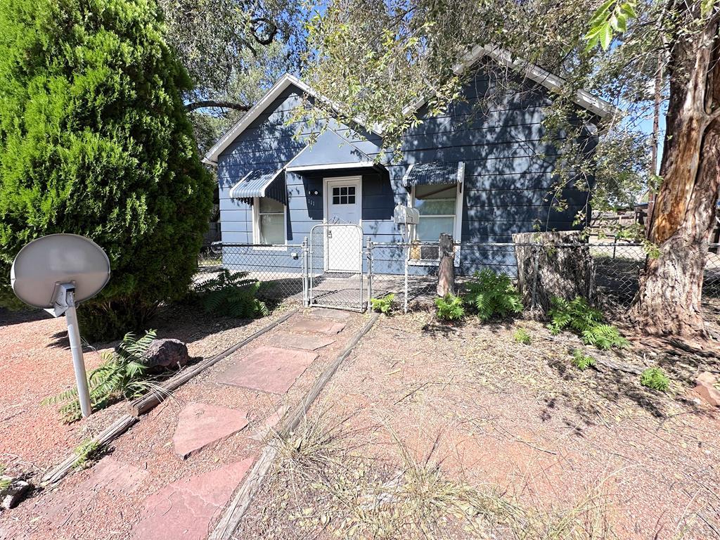 111 S Fountain Ave — photo