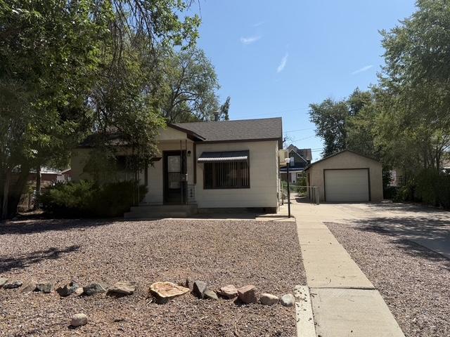2820 Denver Blvd — photo