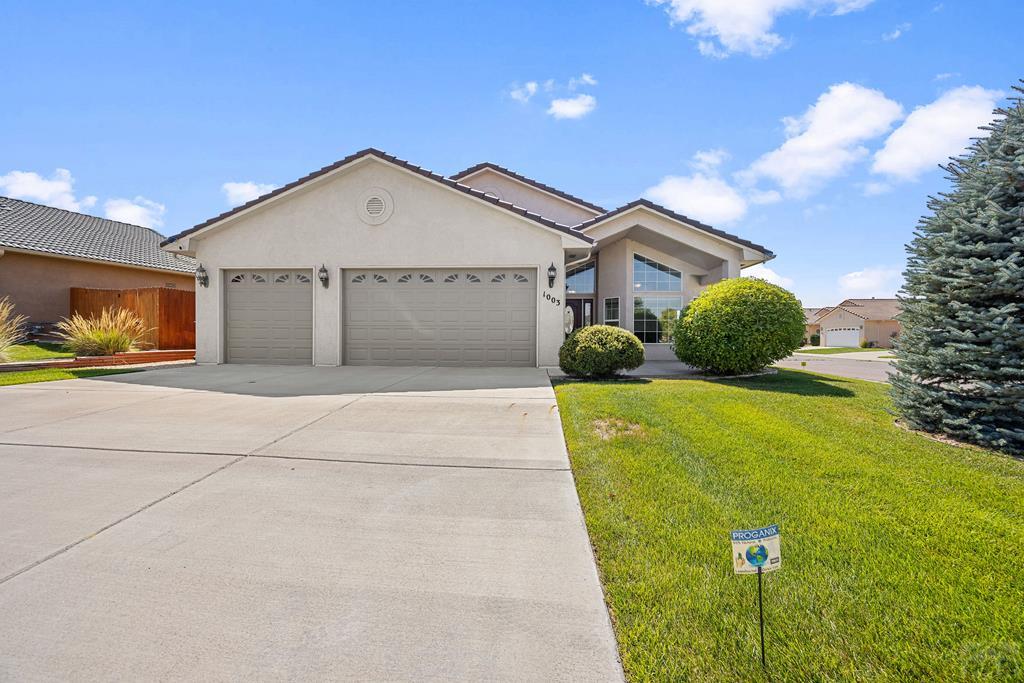 1003 Olivecrest Dr — photo