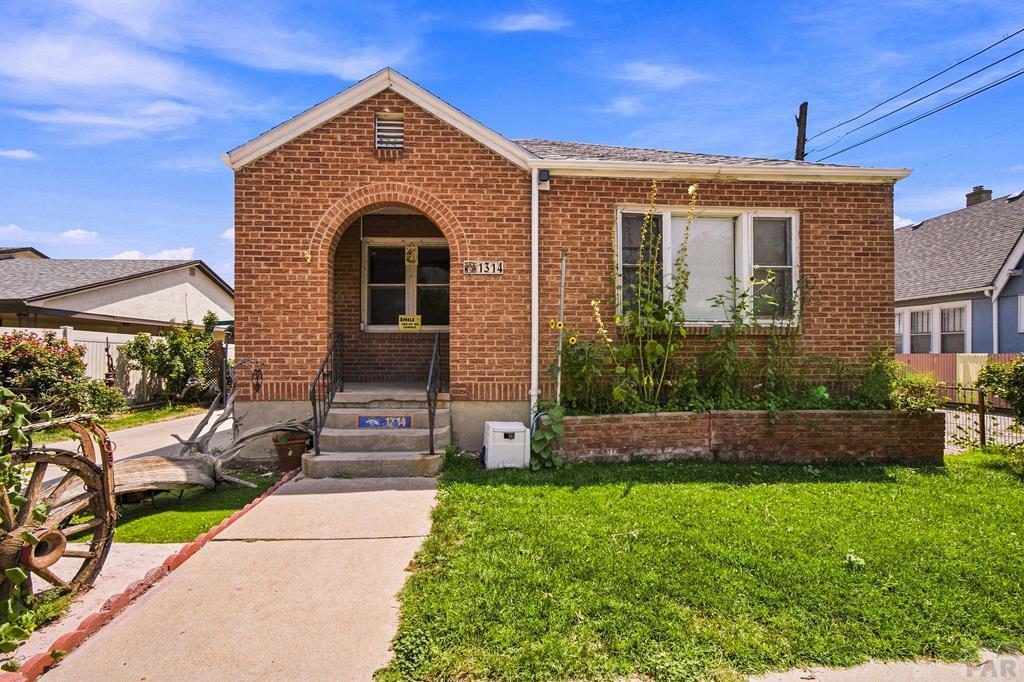 1314 Court St — photo