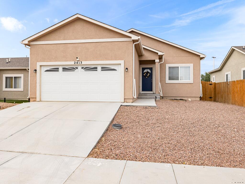 2413 Cruz Court — photo