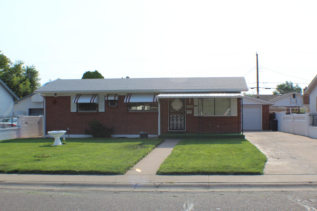 2006 Sherwood Lane — photo