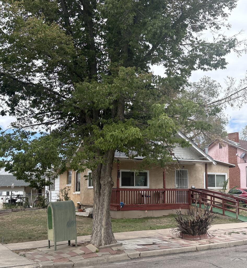 1101 N La Crosse Ave — photo