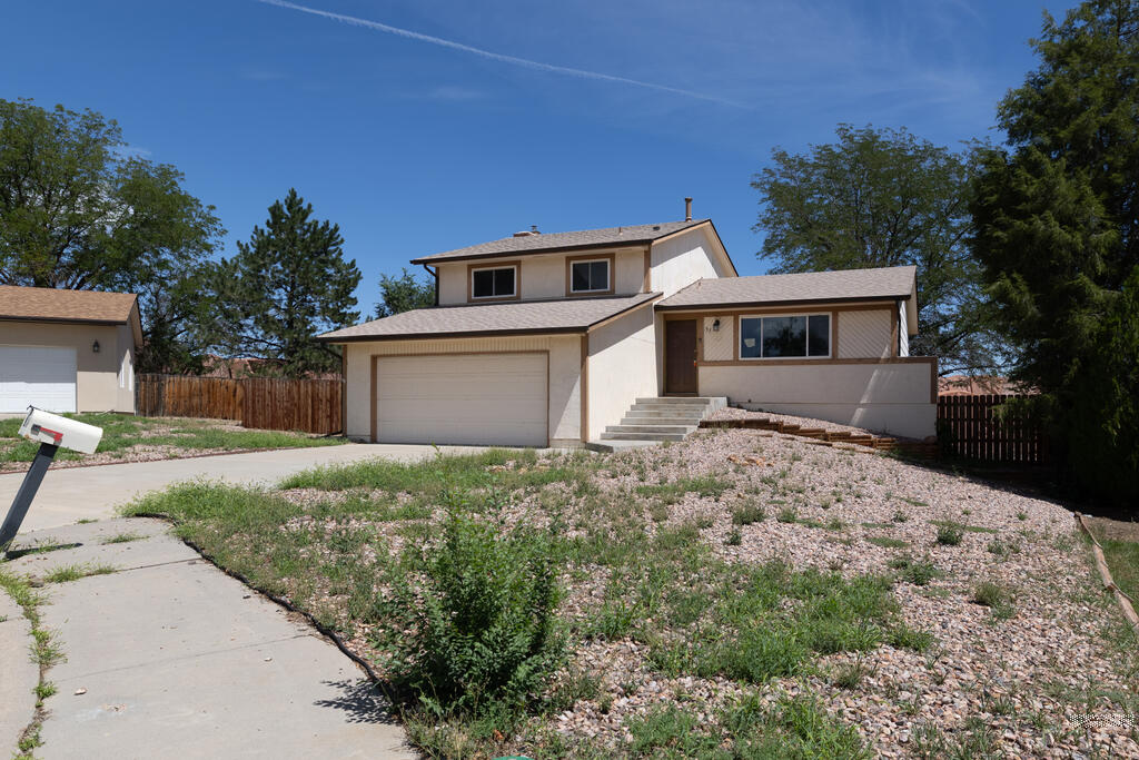 37 Belvista Court — photo