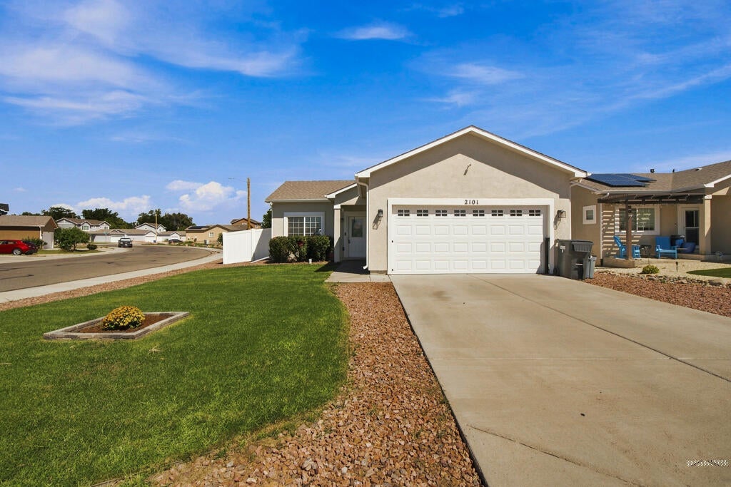 2101 O'Neal Cir — photo