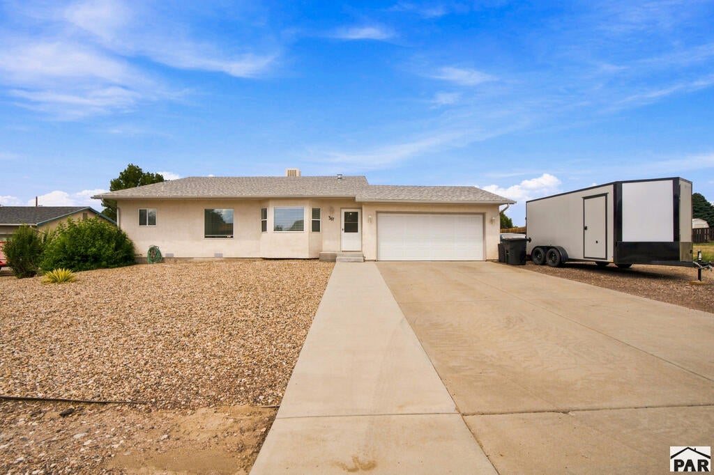 367 W Baldwyn Dr — photo