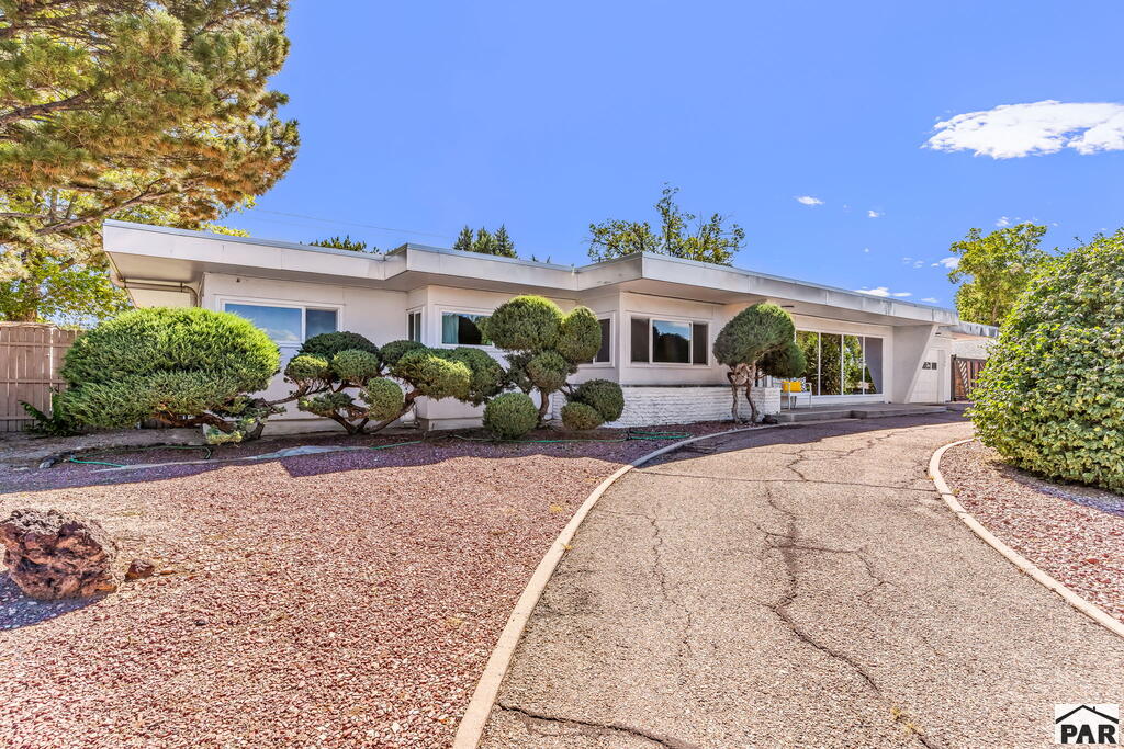 3306 Morris Ave — photo