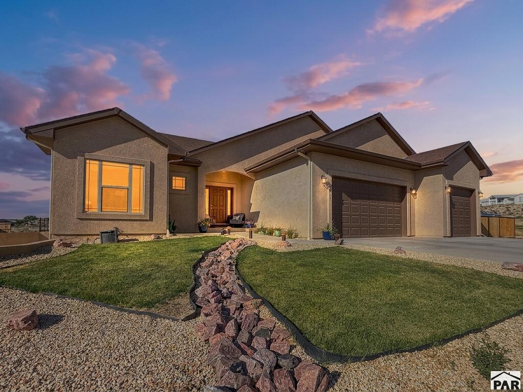 1607 W Hermosa Dr — photo