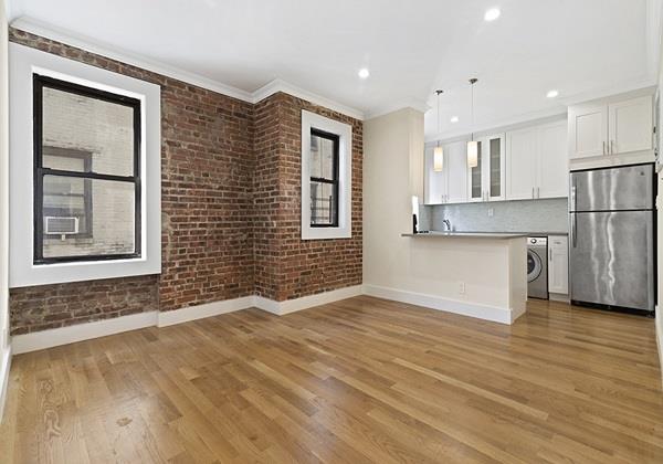 21-48 35th Street 4-C — photo
