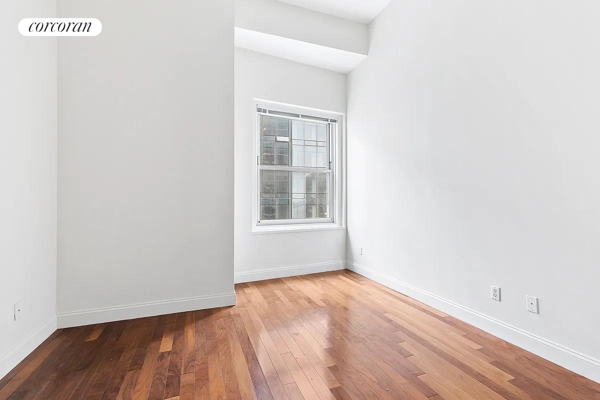 88 Greenwich Street 1704 — photo