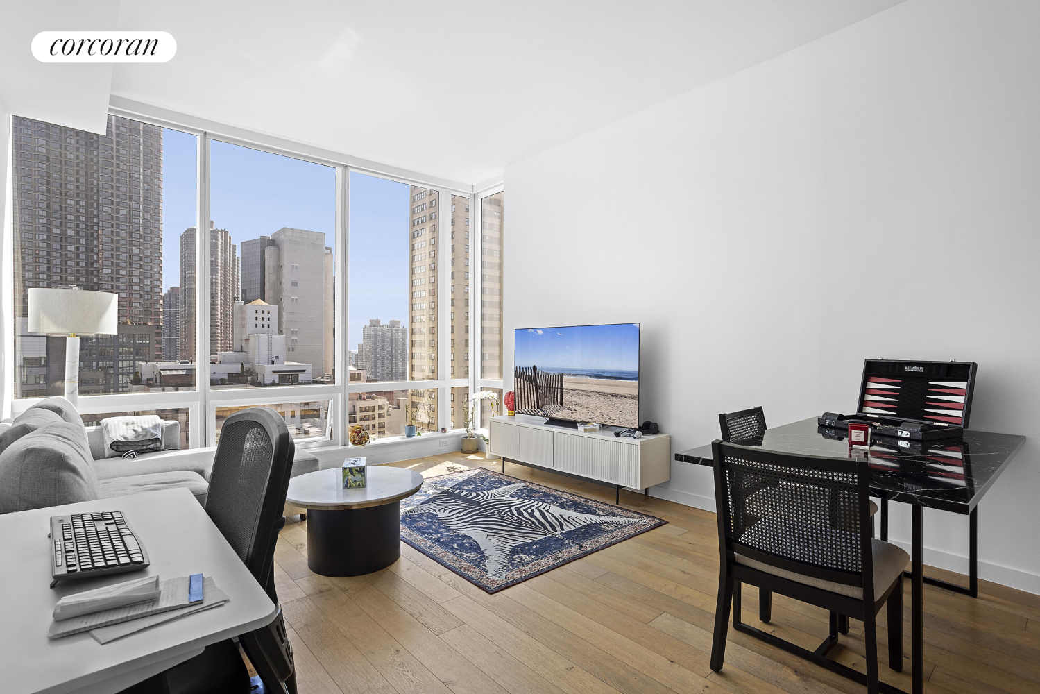 325 Lexington Avenue 19E — photo