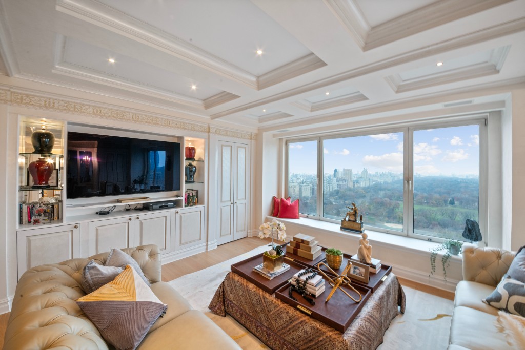 160 Central Park S 3401 — photo