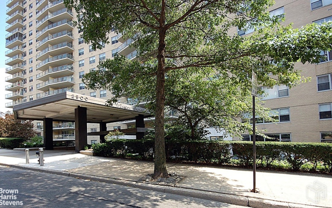 2500 Johnson Avenue 3B — photo