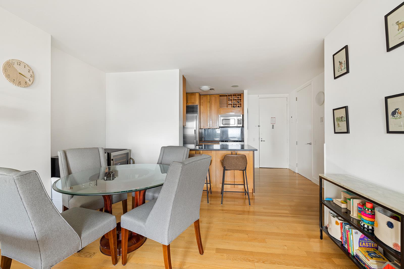 88 Greenwich Street 2303 — photo
