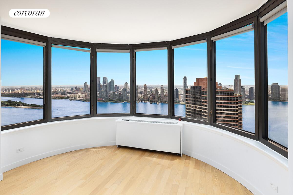 330 E 38th Street 47K — photo