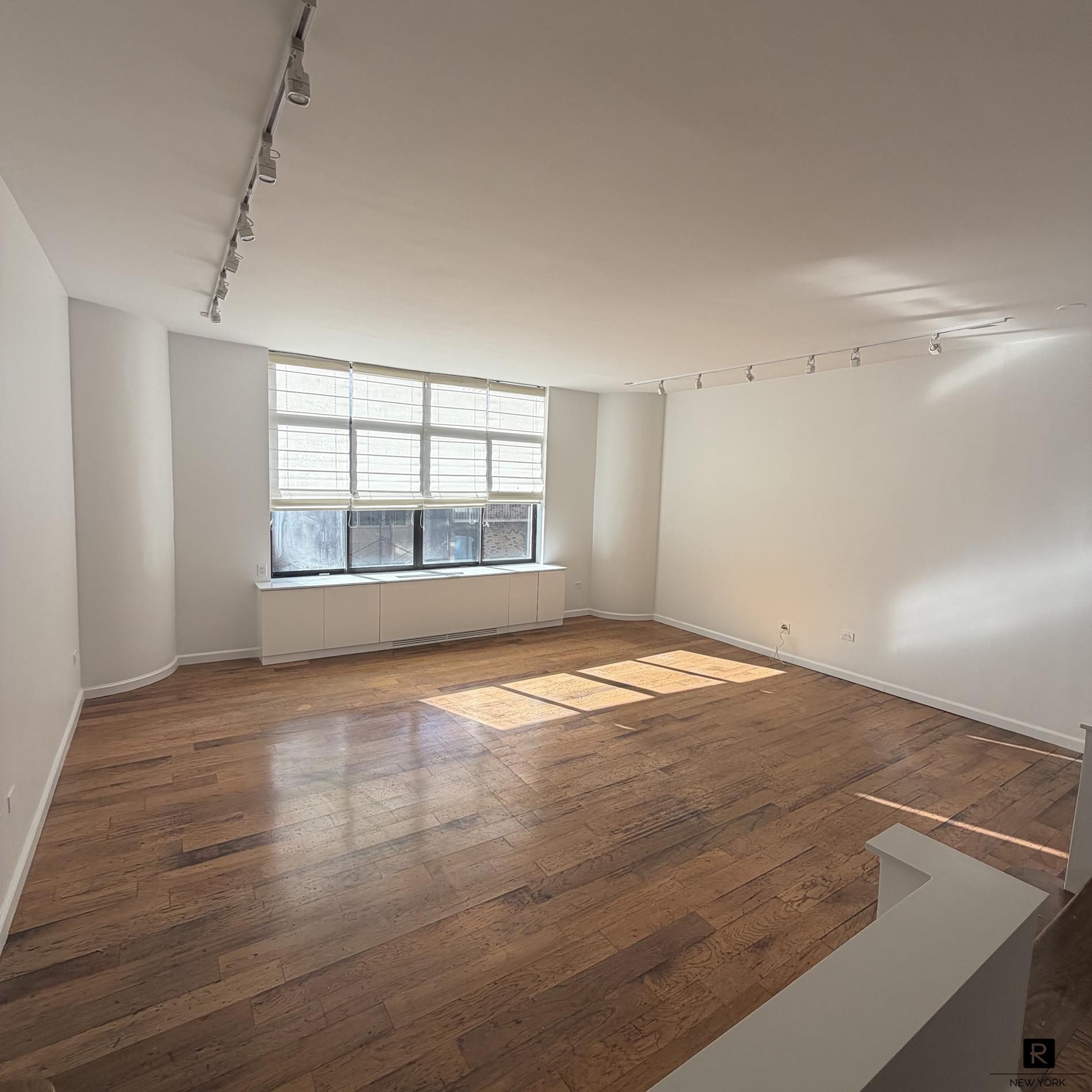 525 E 80th Street 7-D — photo